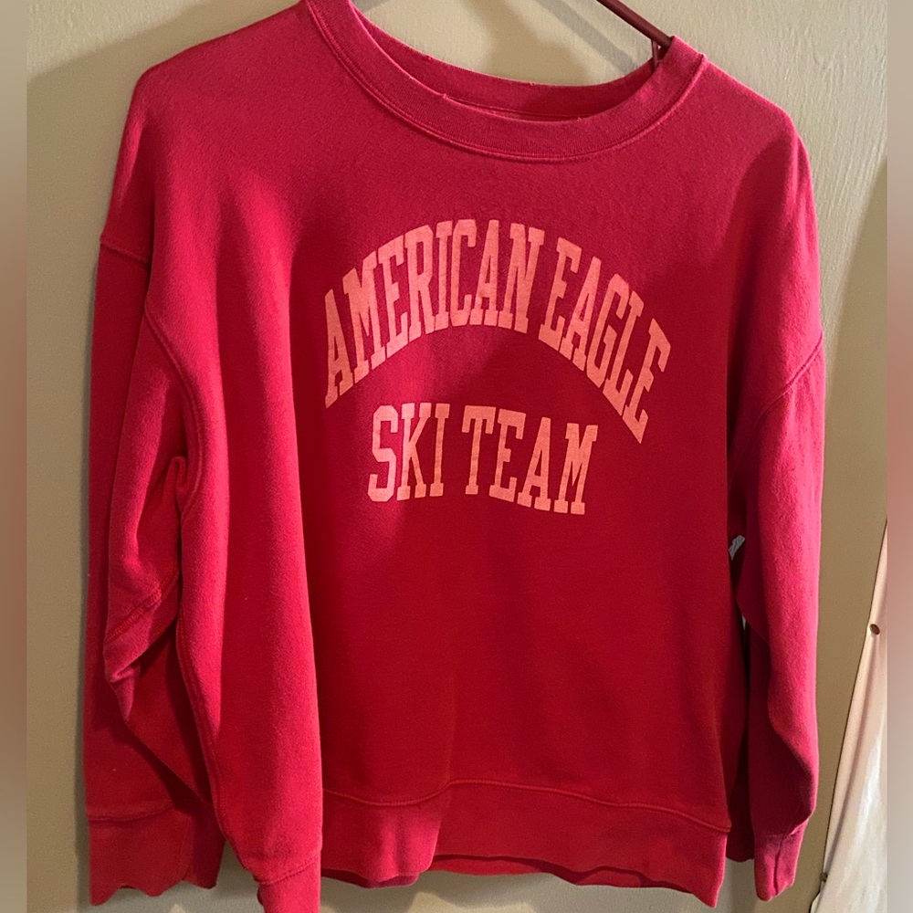 american eagle graphic crewneck